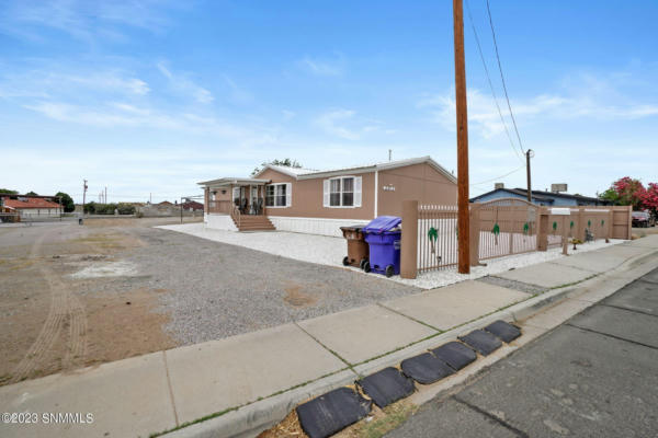 1541 N TORNILLO ST, LAS CRUCES, NM 88001, photo 3 of 44