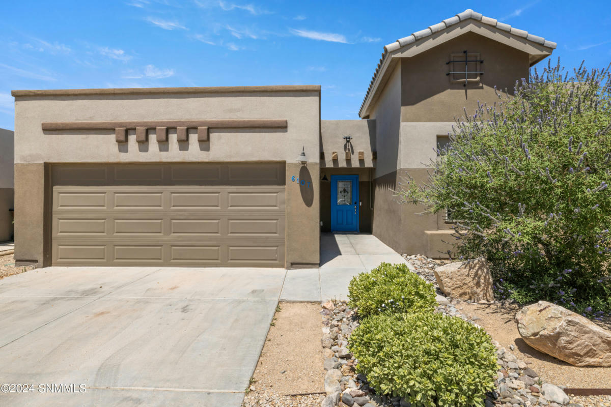 6107 FIREFLY AVE, LAS CRUCES, NM 88012, photo 1 of 32