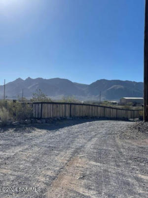 12000 CANYON VISTA RD, LAS CRUCES, NM 88011, photo 5 of 32