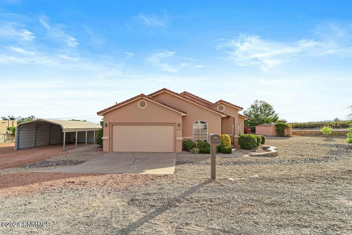 5095 RALLS RD, LAS CRUCES, NM 88012, photo 1 of 48