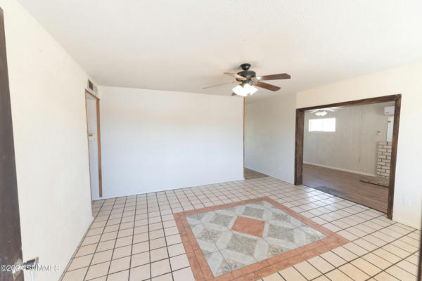 1945 ANDERSON DR, LAS CRUCES, NM 88001, photo 4 of 23