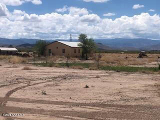 63 S BOOKOUT RD, TULAROSA, NM 88352, photo 1 of 7