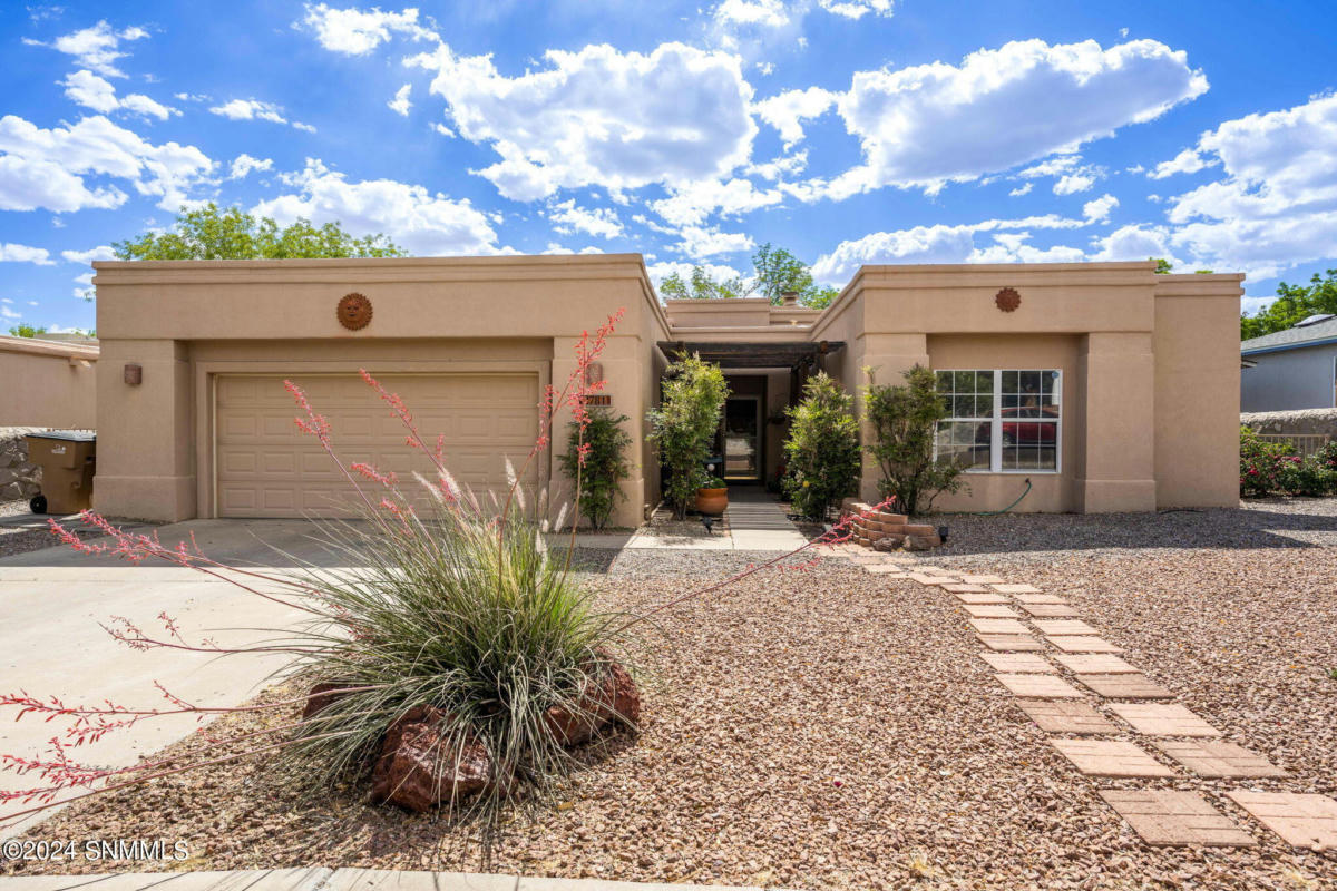 2781 CROWN POINT CT, LAS CRUCES, NM 88011, photo 1 of 50