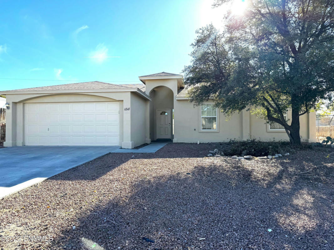 1818 BENTLEY DR, LAS CRUCES, NM 88001, photo 1 of 37